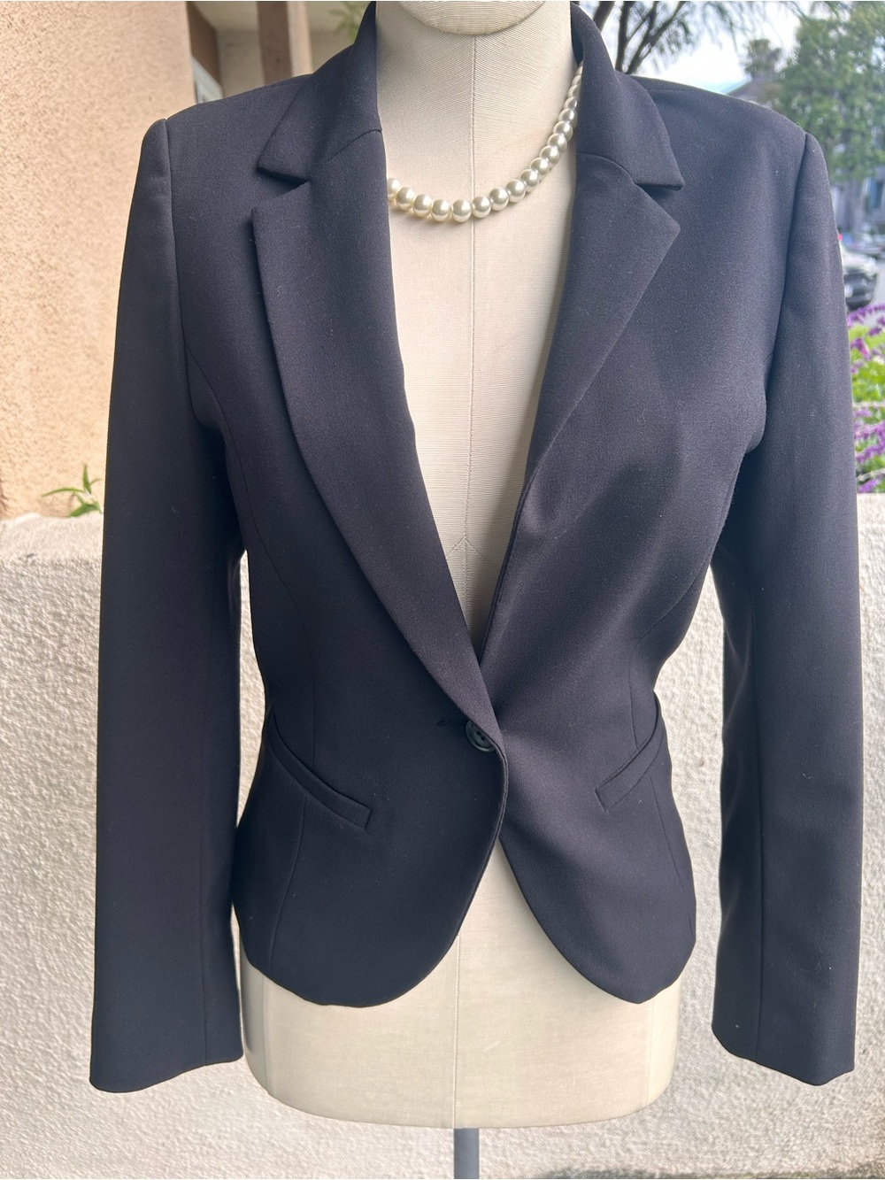 H&M Black Single-Button Tailored Blazer